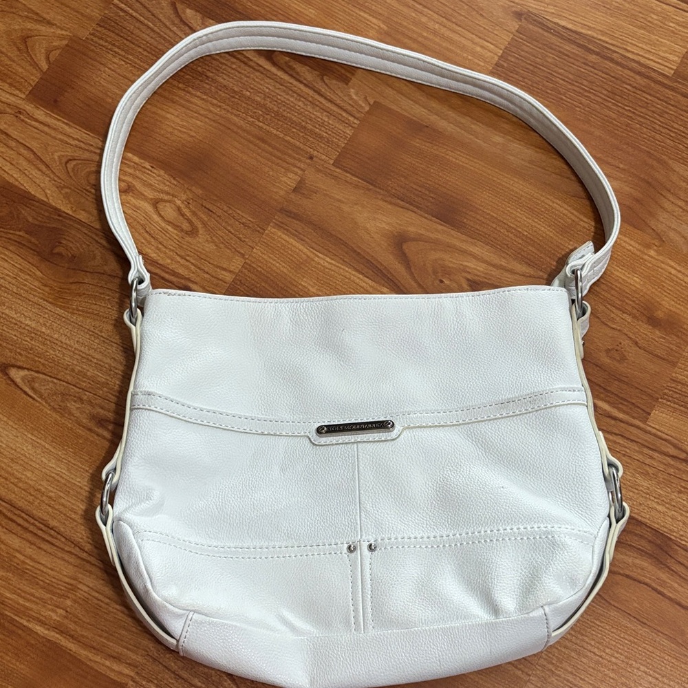 Stone Mountain Accessories White Shoulder Bag